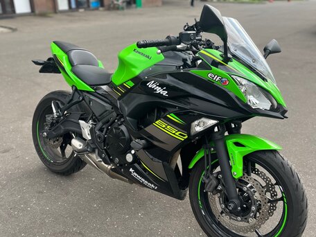 2017 Kawasaki Ninja 650, зелёный, 650000 рублей, вид 1