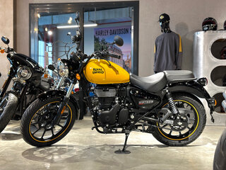 2025 Royal Enfield Meteor, жёлтый, 500000 рублей, вид 2