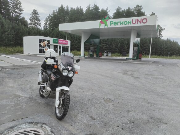 1997 Honda XRV 750 Africa Twin, чёрный, 400000 рублей - вид 9