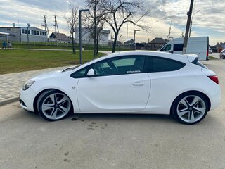 2012 Opel Astra GTC J Рестайлинг, белый, 780000 рублей, вид 5