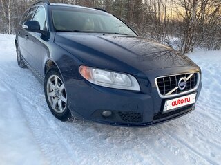 2010 Volvo V70 III, синий, 1000000 рублей, вид 3
