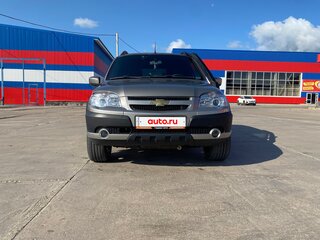 2016 Chevrolet Niva I Рестайлинг, серый, 650000 рублей, вид 3