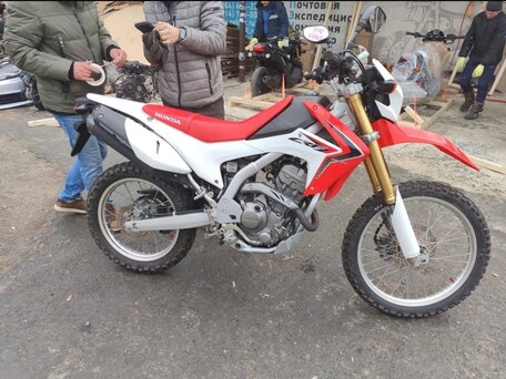2021 Honda CRF 250L, красный, 460000 рублей, вид 1