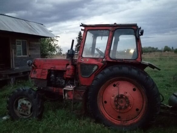 1995 ЛТЗ 60АВ, красный