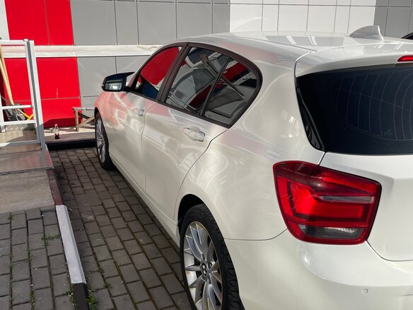 2012 BMW 1 серии 118i II (F20/F21), белый, 1200000 рублей - вид 9