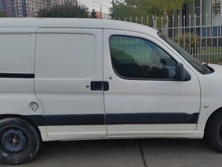 2010 Citroen Berlingo I Рестайлинг, белый, 550000 рублей, вид 2