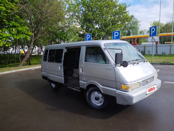 1996 Kia Besta, серый