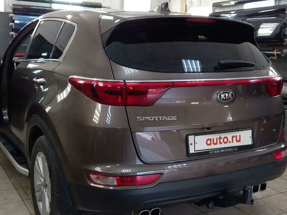 2017 Kia Sportage IV, коричневый, 2400000 рублей - вид 27