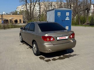 2006 Toyota Corolla IX (E120, E130) Рестайлинг, золотистый, 750000 рублей, вид 3