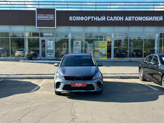 2020 Kia Rio X IV Рестайлинг, серый, 1699000 рублей, вид 2