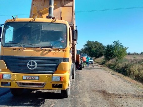 2006 Tiema XC3318A, жёлтый, 750000 рублей, вид 2