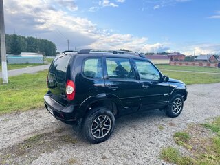 2009 Chevrolet Niva I Рестайлинг, чёрный, 380000 рублей, вид 4