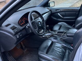 2004 BMW X5 4.4i I (E53) Рестайлинг, серебристый, 1000000 рублей, вид 5