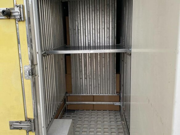2008 Mercedes-Benz Sprinter, жёлтый, 1358477 рублей - вид 13
