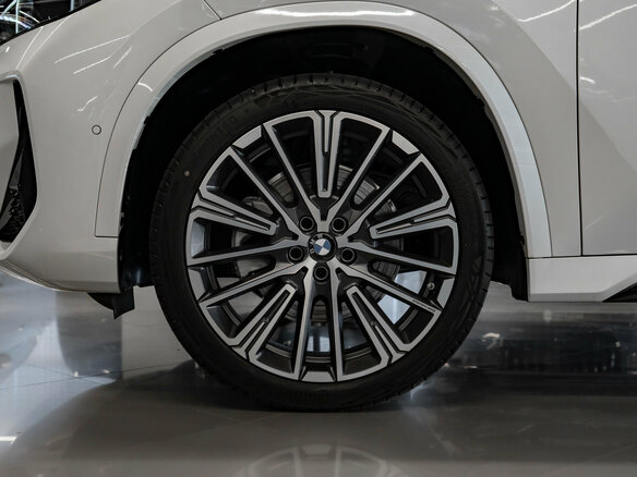 2026 BMW X1 Long 25Li xDrive III (U11/U12), белый, 5800000 рублей - вид 28