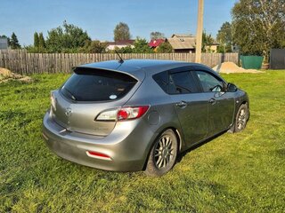 2011 Mazda Axela II, серебристый, 930000 рублей, вид 4