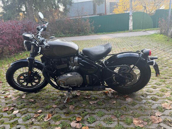 2017 Triumph Bonneville Bobber, зелёный, 1000000 рублей - вид 11