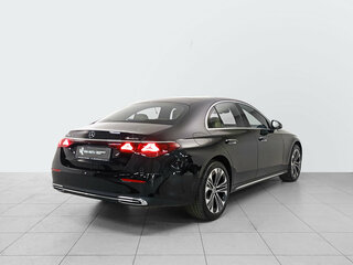 2026 Mercedes-Benz E-Класс 220 d VI (W214, S214), чёрный, 8900000 рублей, вид 4