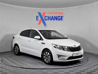 2013 Kia Rio 5-speed III, белый, 609000 рублей, вид 2