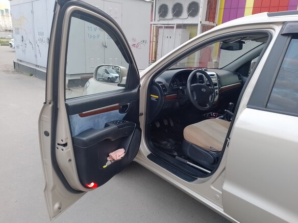 2006 Hyundai Santa Fe II, бежевый, 1030000 рублей - вид 10