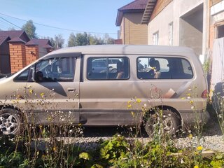 2001 Hyundai Starex I Рестайлинг, коричневый, 650000 рублей, вид 3