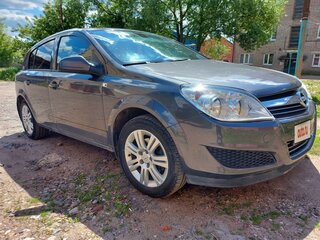 2011 Opel Astra H Рестайлинг, серый, 700000 рублей, вид 4