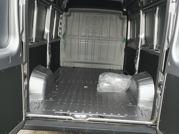 2024 Fiat Professional Ducato, серебристый, 4770000 рублей - вид 7