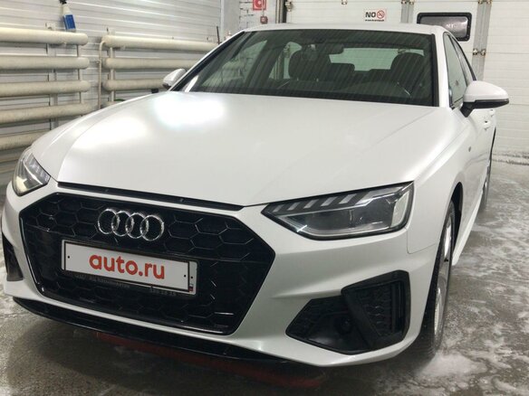 2020 Audi A4 40 TFSI V (B9) Рестайлинг, белый, 2830000 рублей