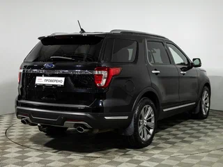 2019 Ford Explorer V Рестайлинг 2, чёрный, 2399777 рублей, вид 5