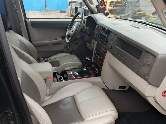 2006 Jeep Commander, чёрный - вид 4