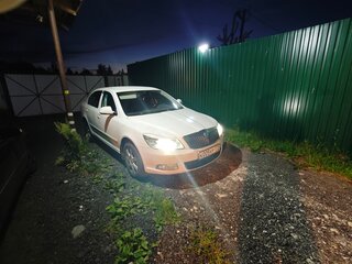 2012 Skoda Octavia II (A5) Рестайлинг, белый, 740000 рублей, вид 4