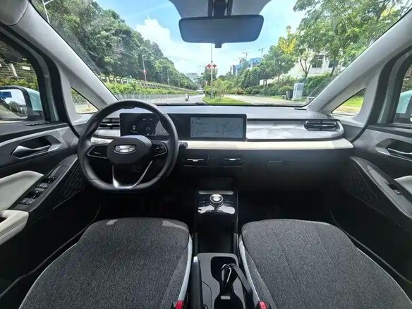 2023 Geely Geometry E 33.5 kWh, голубой - вид 9