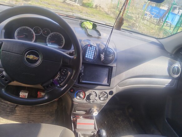 2008 Chevrolet Aveo I Рестайлинг, красный, 270000 рублей - вид 3