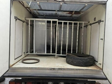 2011 Fuso (Mitsubishi) Canter, белый, 2000000 рублей, вид 2