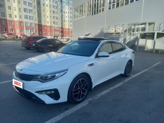 2018 Kia Optima IV Рестайлинг, белый, 2050000 рублей, вид 2