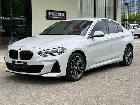 2022 BMW 1 серии 120i III (F52) Рестайлинг, белый, 1750000 рублей, вид 4