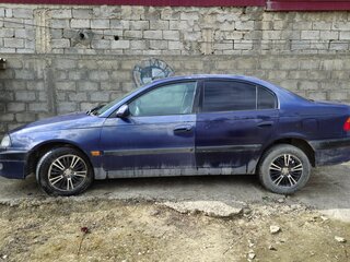 1998 Toyota Avensis I, синий, 150000 рублей, вид 5
