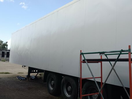 1999 Freightliner FLC, серебристый, 1700000 рублей, вид 5
