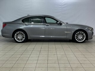 2008 BMW 7 серии 730d V (F01/F02/F04), серый, 1900000 рублей, вид 4