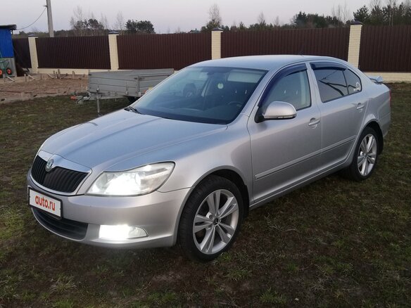 2013 Skoda Octavia II (A5) Рестайлинг, серебристый
