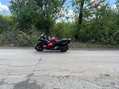 1993 Honda CBR 1000F, фиолетовый, 270000 рублей, вид 1