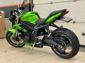 2013 Triumph Speed Triple, зелёный, 700000 рублей - вид 3