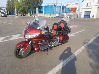 2008 Honda GL 1800 Gold Wing, красный, 1300000 рублей, вид 1