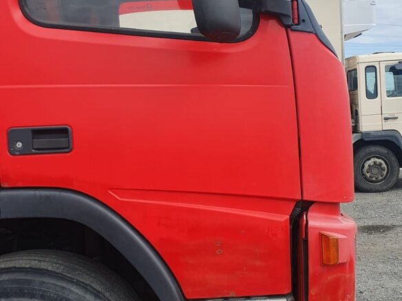 2008 Volvo FM, красный, 4900000 рублей - вид 24