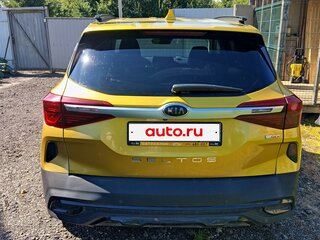 2020 Kia Seltos I, жёлтый, 1999000 рублей, вид 3