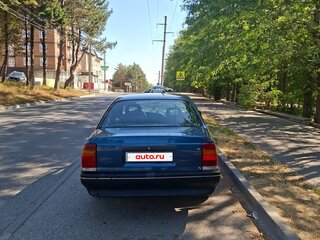 1989 Opel Omega A, синий, 140000 рублей, вид 3