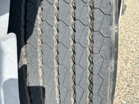 1997 Iveco EuroTech, белый, 630000 рублей, вид 4