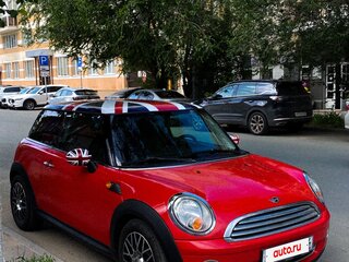2007 Mini Hatch One II (R56), красный, 630000 рублей, вид 1