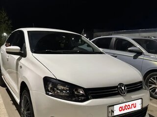 2012 Volkswagen Polo V, белый, 550000 рублей, вид 3