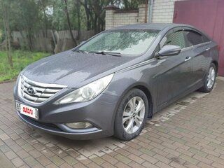 2011 Hyundai Sonata VI (YF), серый, 850000 рублей, вид 1